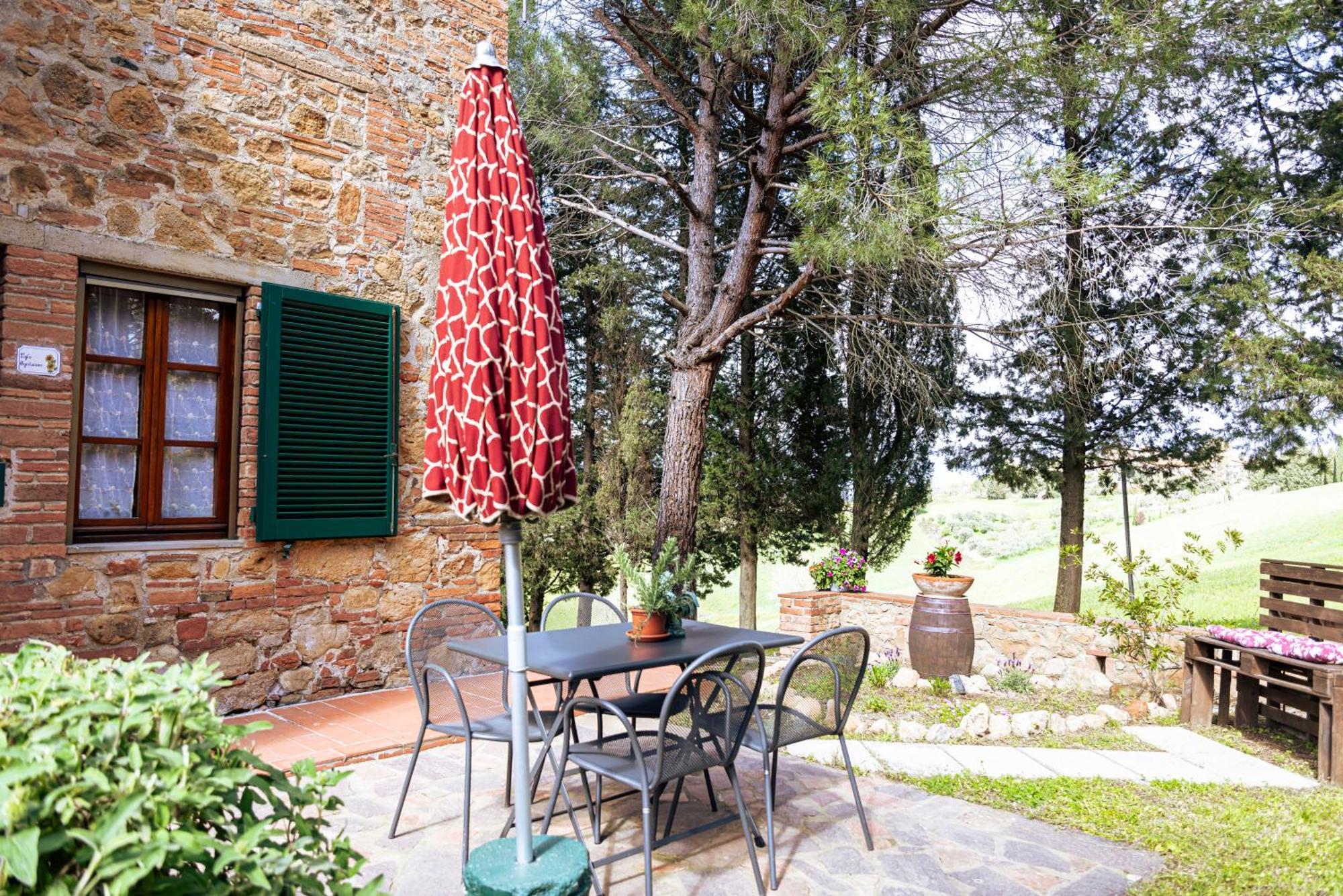 Villa Borgo Il Poggio Agritourismo Montaione Exterior foto